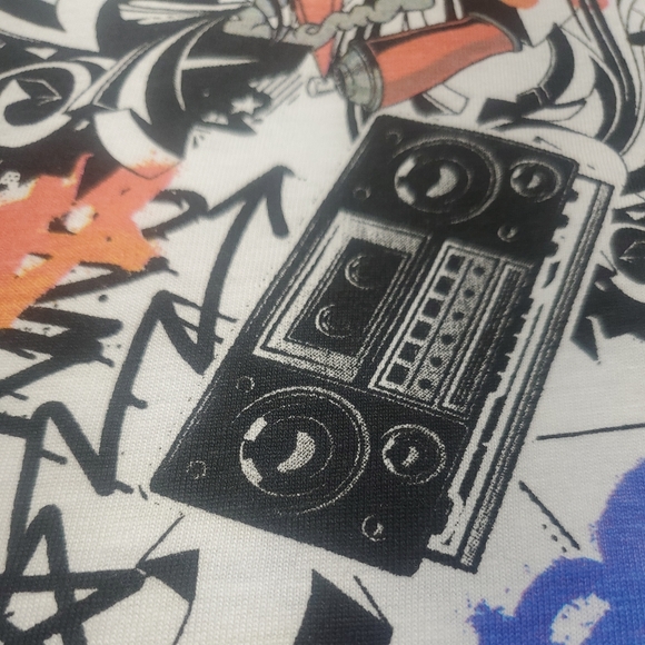 Sacred Crown boys XL radio graffiti print all over short sleeve t shirt - Picture 6 of 7